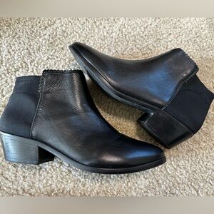 Jack Rogers Black Ankle Booties